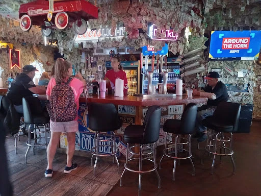 Dusty's Oyster Bar photo 9